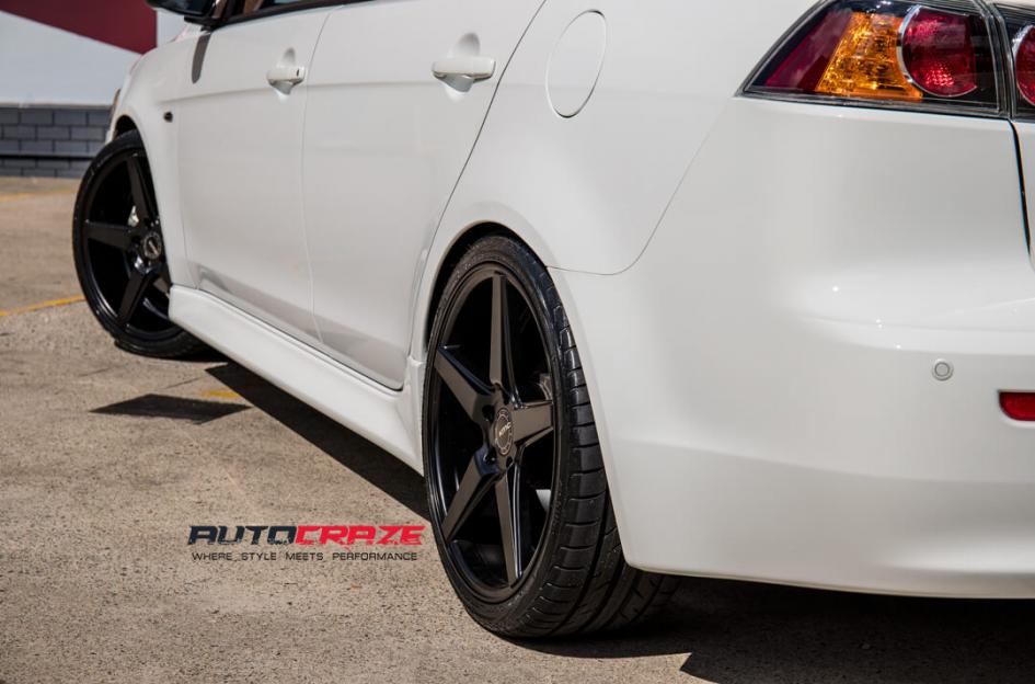 MITSUBISHI LANCER DISTRICT SATIN BLACK
